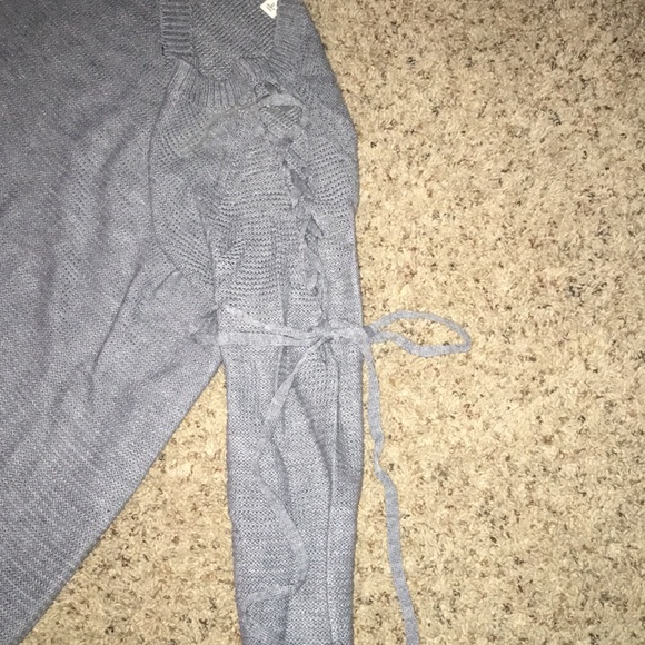 Juniors sweater - Picture 3 of 4